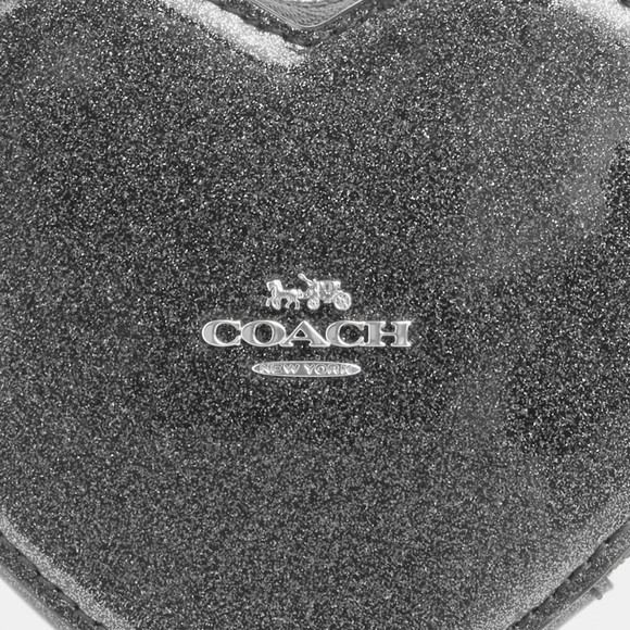 New coach Heart Coin Case - Picture 3 of 5